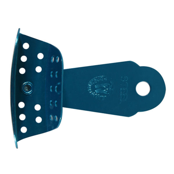 CUCHARILLA DE 1/8 DE ARACADA DE ALUMINIO PERFORADA